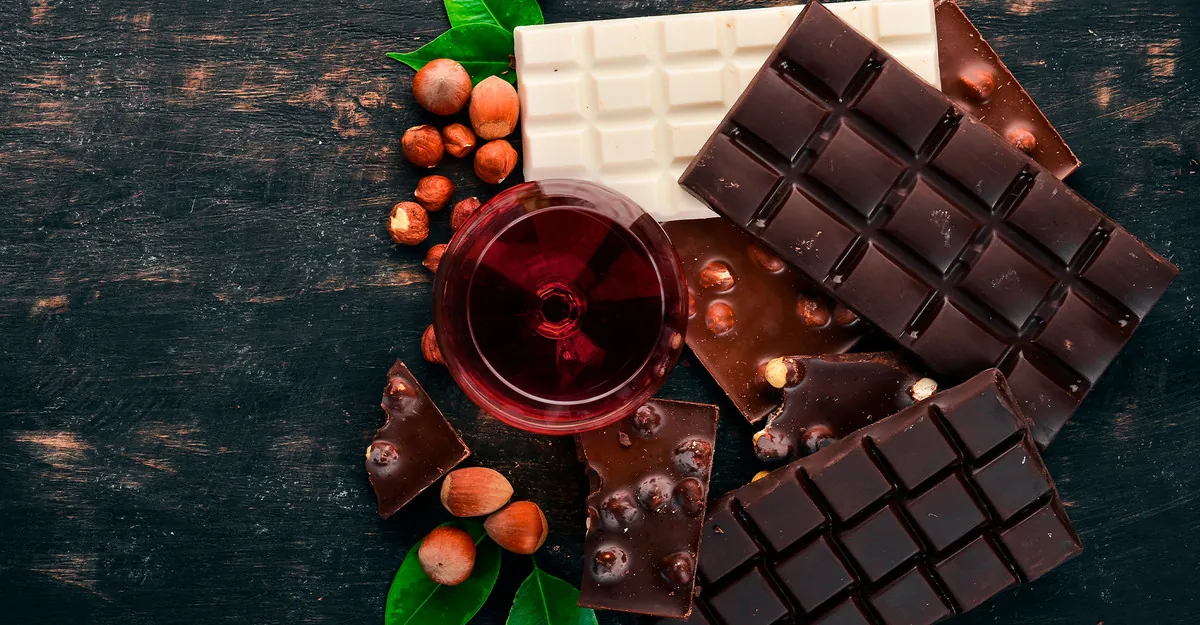 Despierta tus sentidos con chocolate y vino