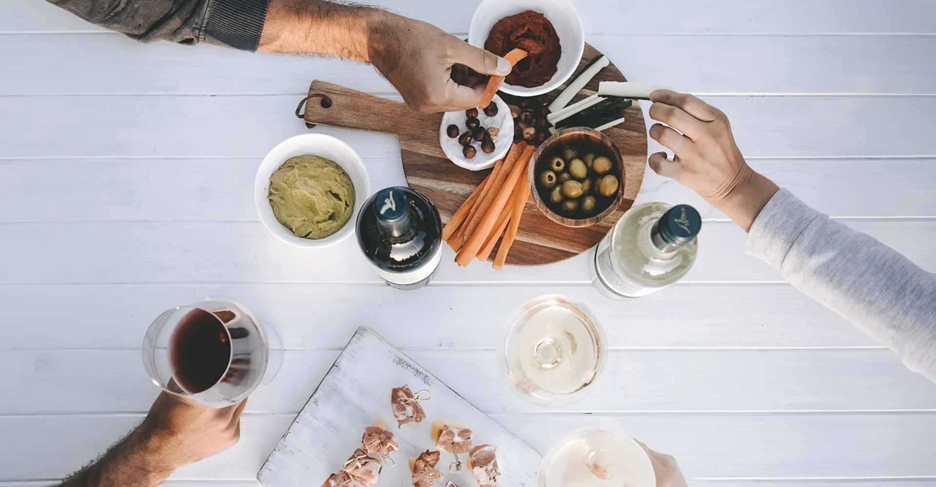 Vinos y dips: Sabores que armonizan