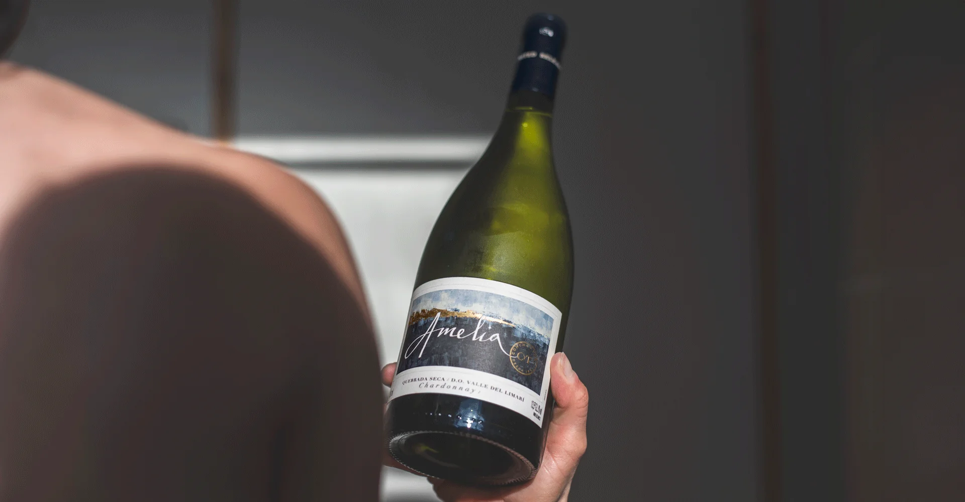 FORBES destaca Amelia Chardonnay como um dos grandes vinhos brancos de luxo para presentear nesta festas